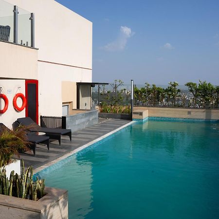Hyatt Place Jaipur Malviya Nagar ภายนอก รูปภาพ Pool at the hotel