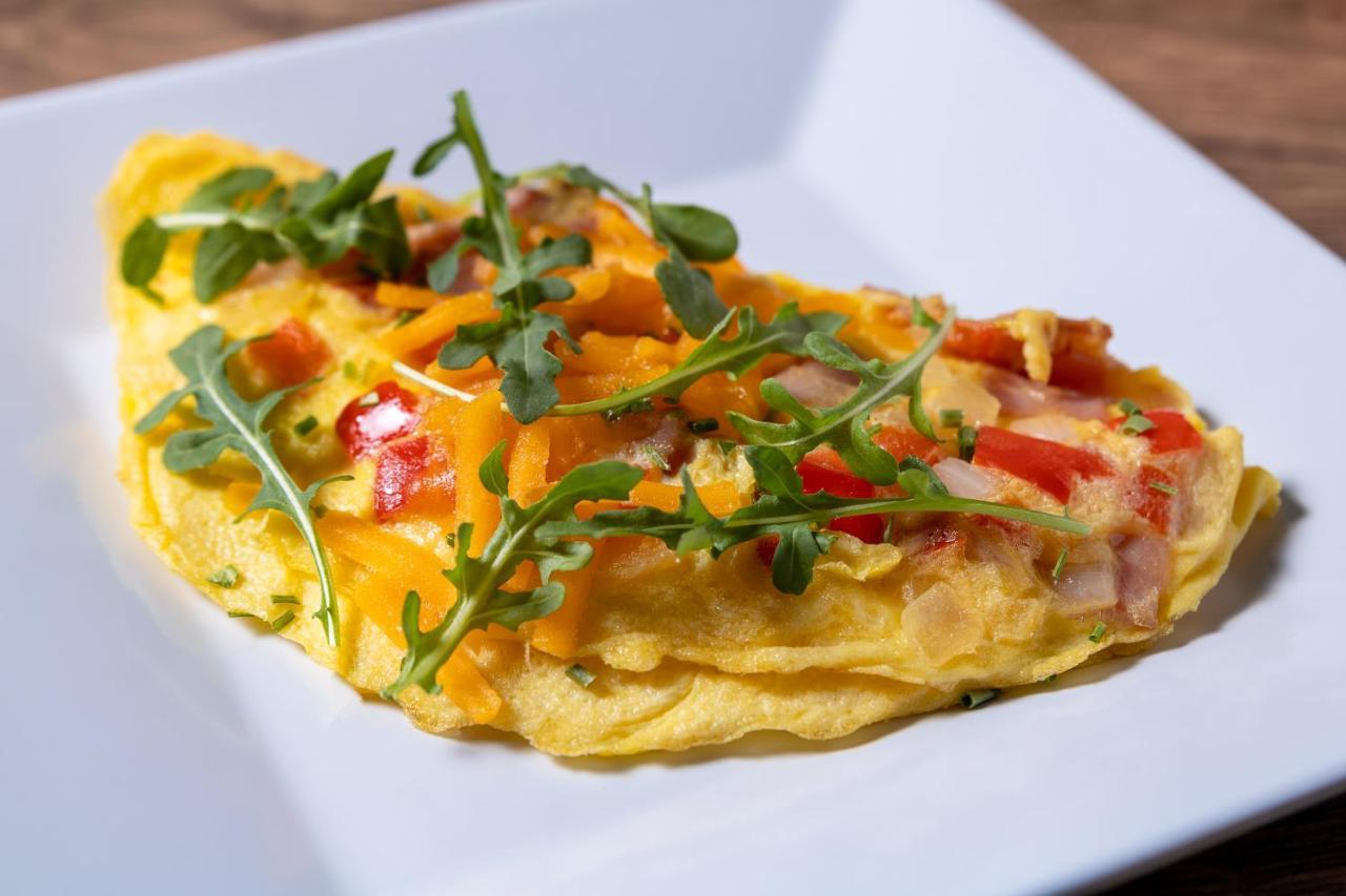Hyatt Place Jaipur Malviya Nagar ภายนอก รูปภาพ An omelette